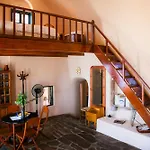 Vineyart Homes Oia