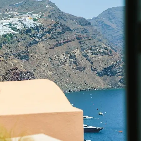Vineyart Homes Oia (Santorini)