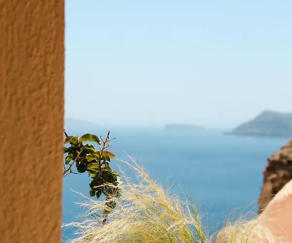 Vineyart Homes * Oia